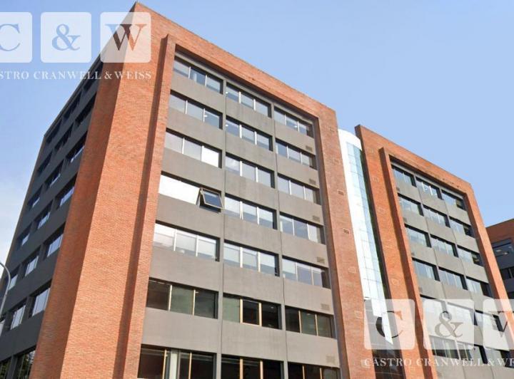 Oficina comercial · 245m² · 5 Cocheras