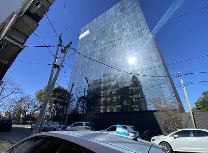 Oficina comercial · 160m² · 1 Ambiente · 2 Cocheras