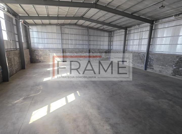 Depósito · 720m²