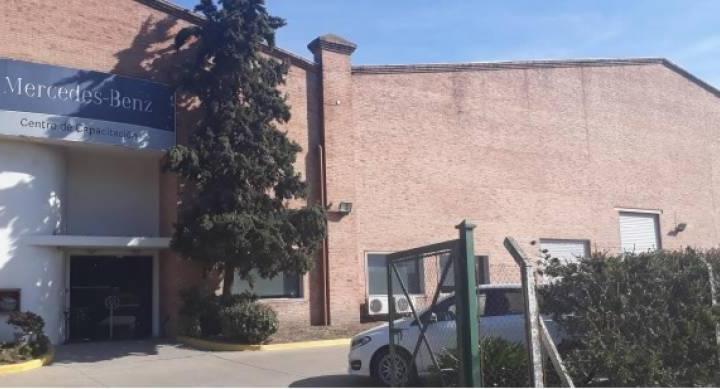Depósito · 5900m²