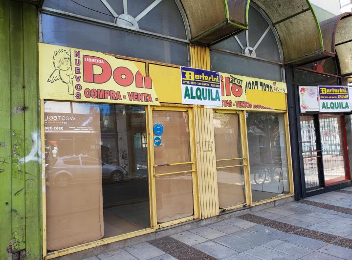 Local comercial · 54m²