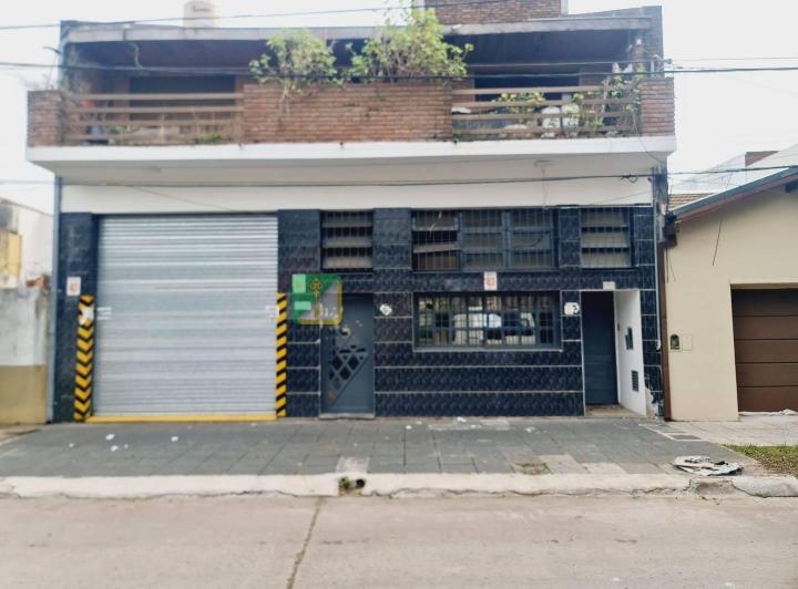 Bodega-Galpón · 220m²