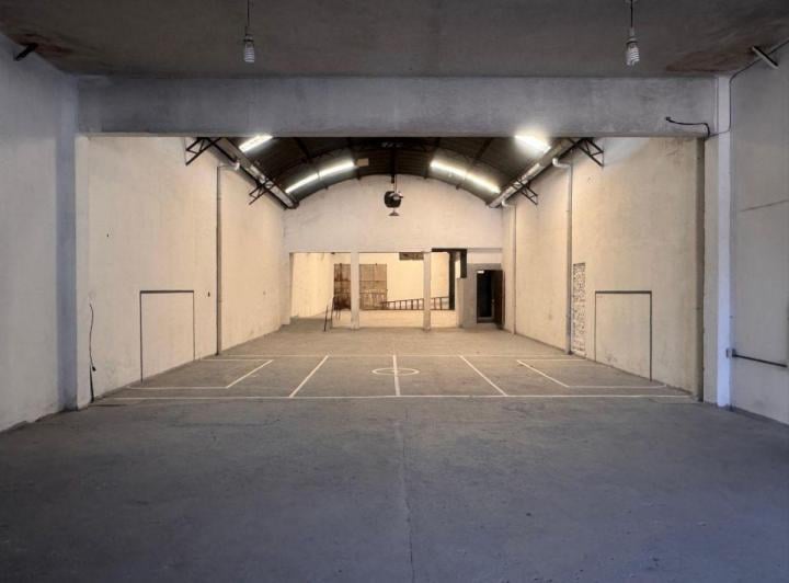 Bodega-Galpón · 375m²