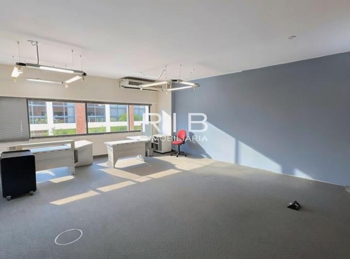 Oficina comercial · 90m² · 2 Ambientes · 1 Cochera