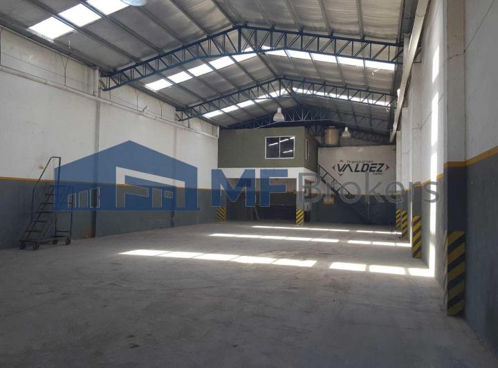 Bodega-Galpón · 380m²