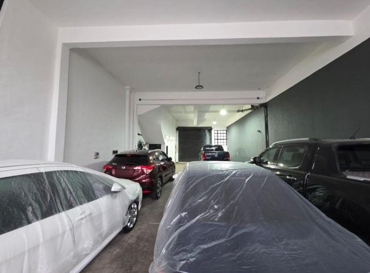 Bodega-Galpón · 189m²