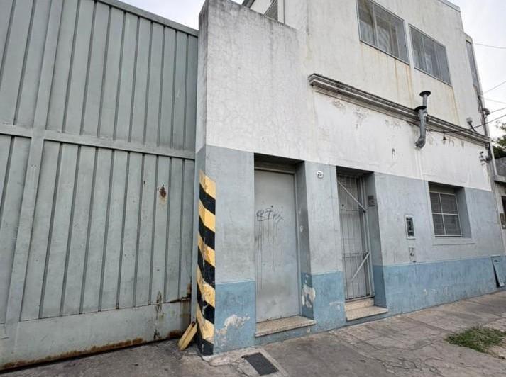 Bodega-Galpón · 750m²