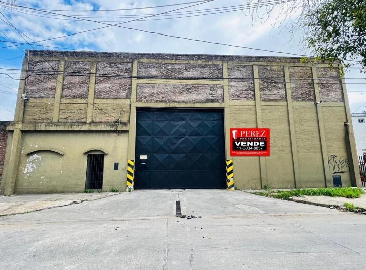 Bodega-Galpón · 830m² · 1 Ambiente