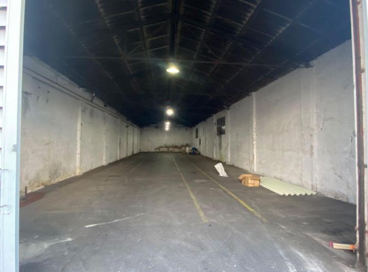 Bodega-Galpón · 300m²
