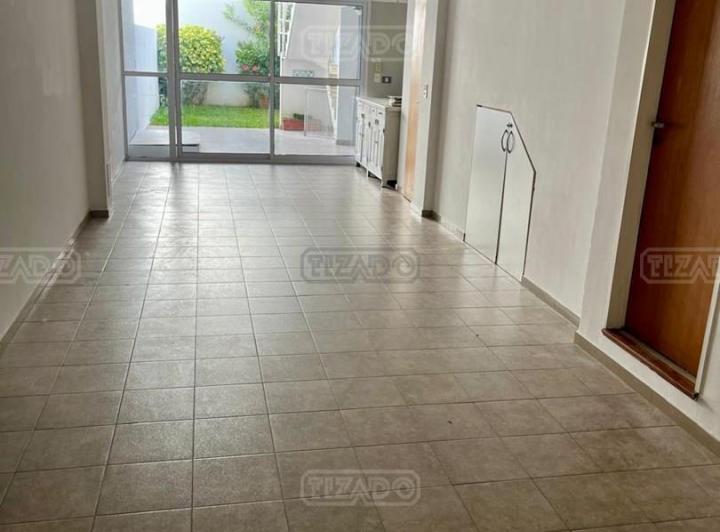 Depósito · 24m²