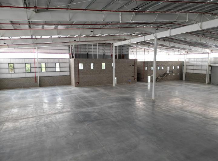 Bodega-Galpón · 3316m² · 10 Ambientes · 4 Cocheras