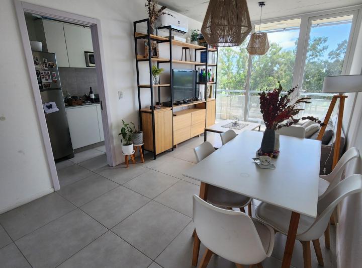 Departamento · 82m² · 4 Ambientes · 1 Cochera