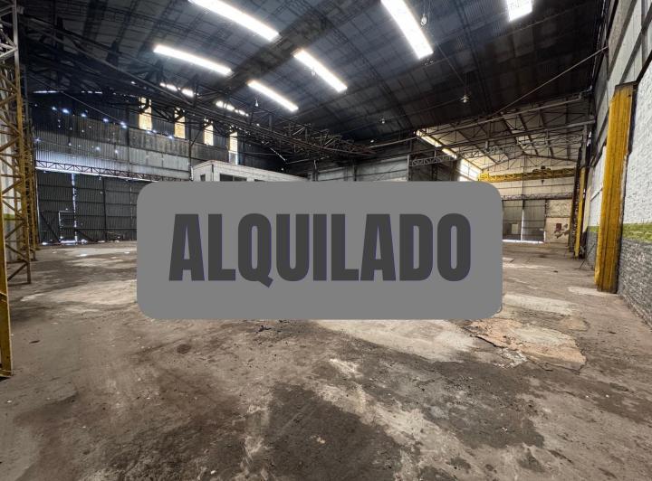 Bodega-Galpón · 750m²