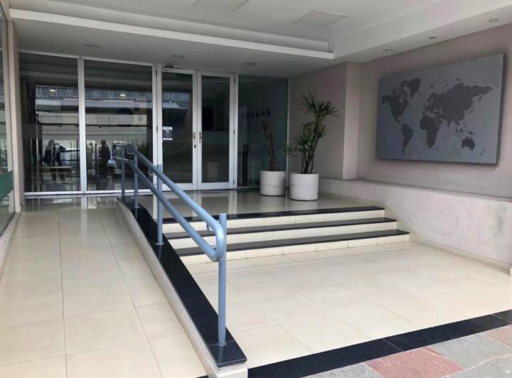 Edificio · 2108m² · 51 Cocheras