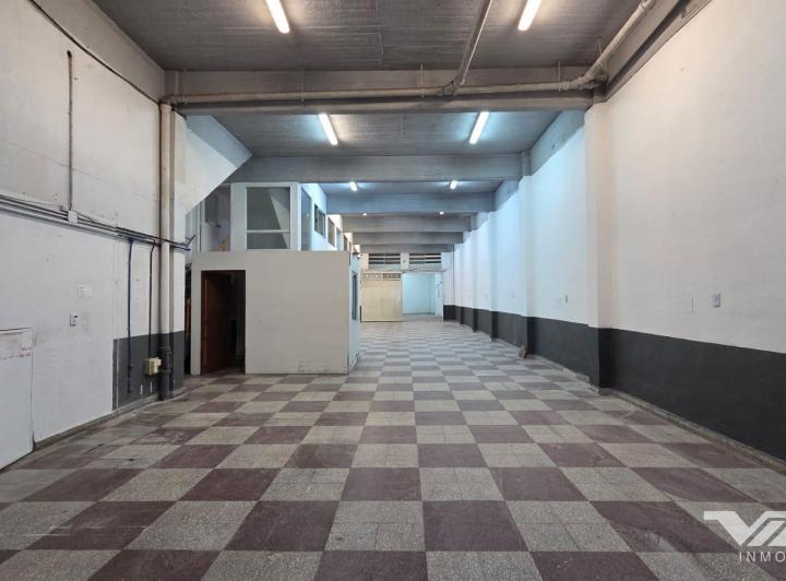 Bodega-Galpón · 380m²