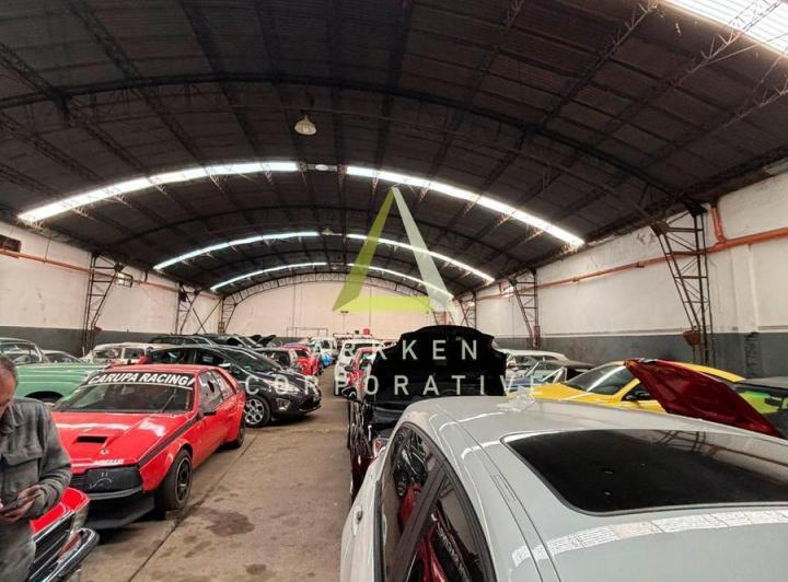 Bodega-Galpón · 750m²
