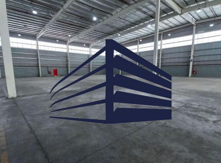 Bodega-Galpón · 2068m²