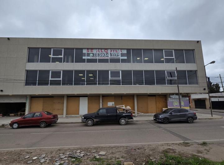 Oficina comercial · 700m² · 1 Ambiente