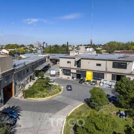 Depósito · 204m² · 1 Ambiente · 1 Cochera
