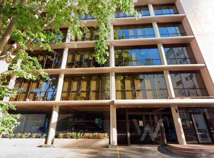 Oficina comercial · 560m² · 9 Cocheras