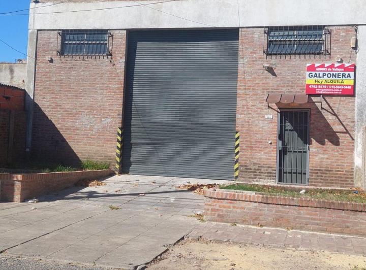 Bodega-Galpón · 185m²