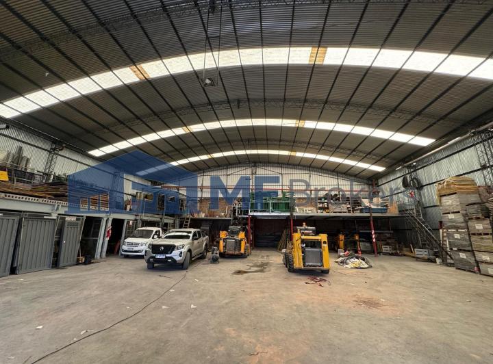 Bodega-Galpón · 800m²