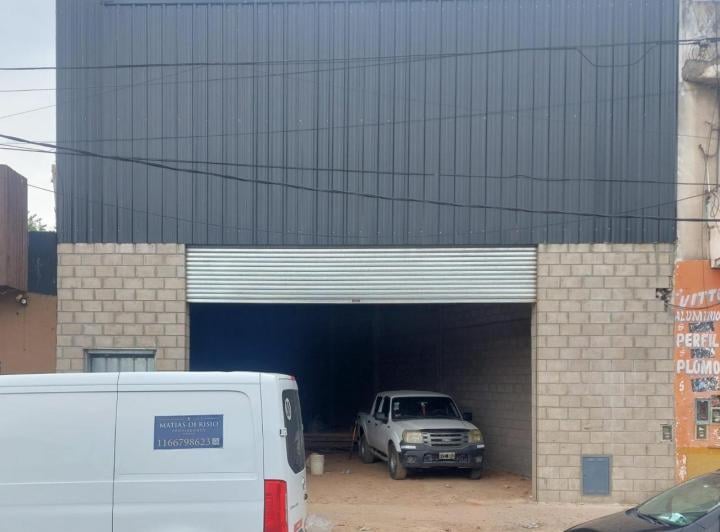 Depósito · 450m²