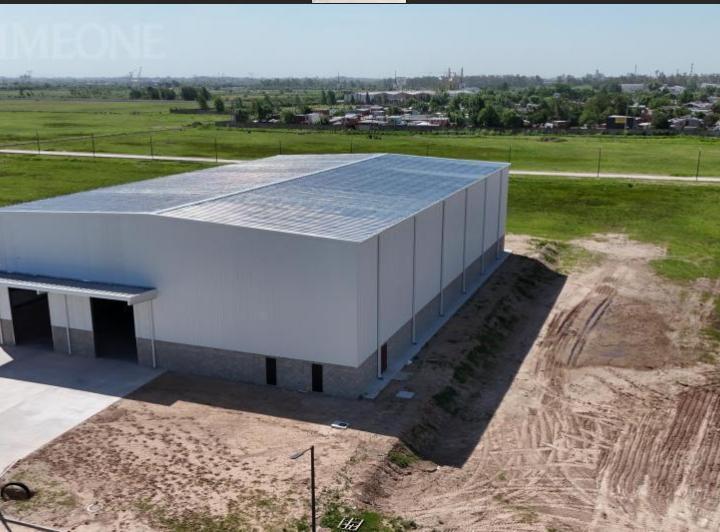 Bodega-Galpón · 1600m²