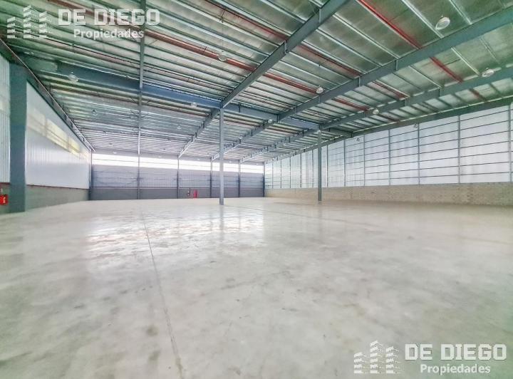 Depósito · 2068m²