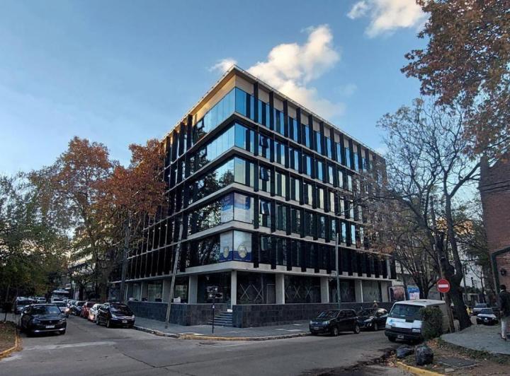 Oficina comercial · 250m² · 5 Cocheras
