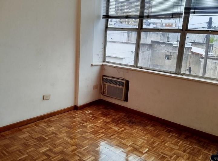 Oficina comercial · 1800m²