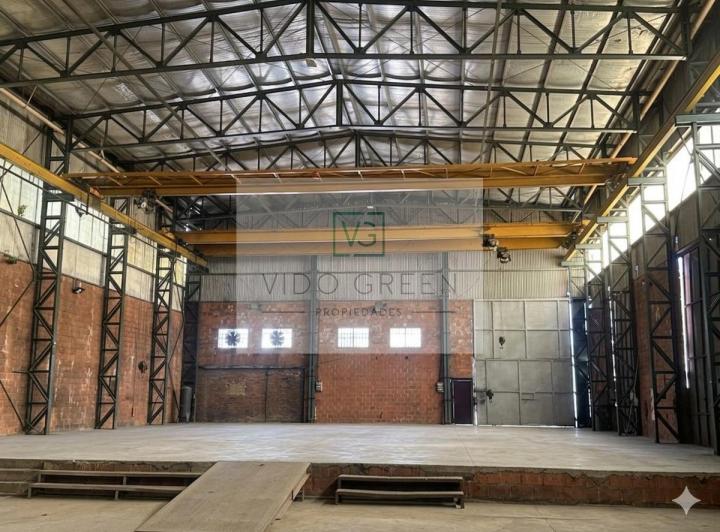 Bodega-Galpón · 2200m²