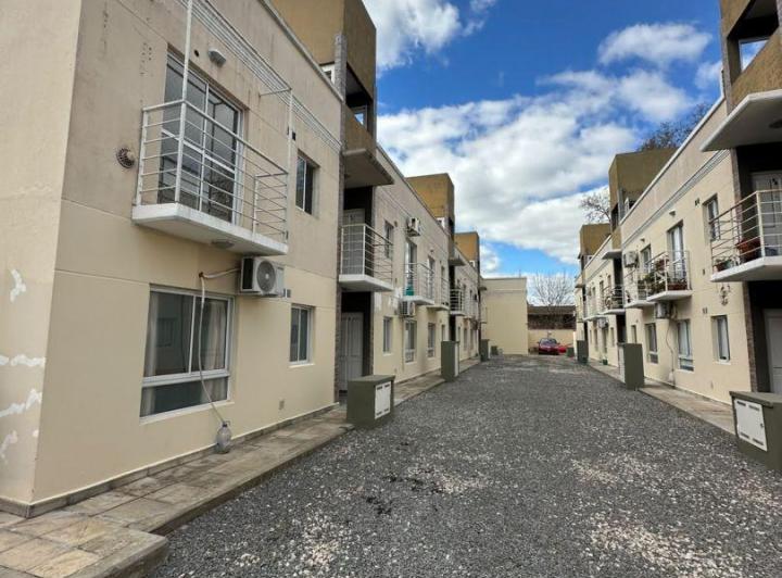 Departamento · 45m² · 2 Ambientes · 1 Cochera