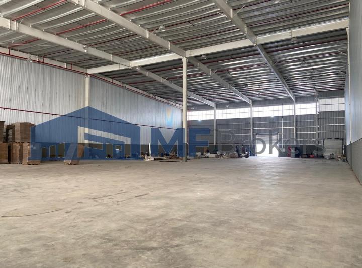Bodega-Galpón · 2068m²