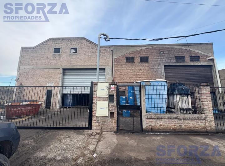 Depósito · 194m²