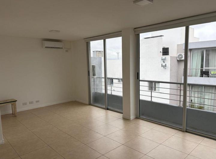Departamento · 40m² · 2 Ambientes · 1 Cochera