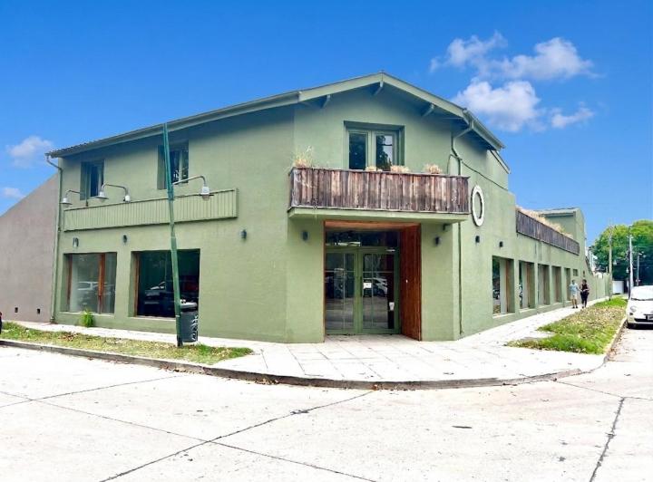 Local comercial · 632m² · 9 Ambientes · 15 Cocheras