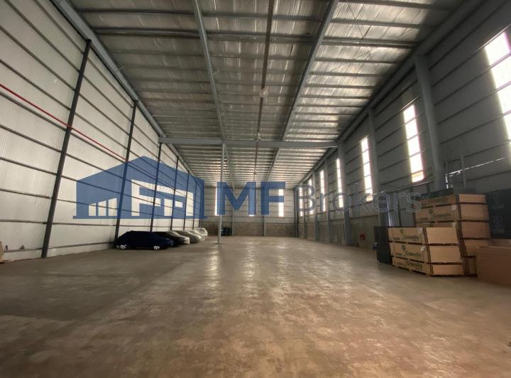 Bodega-Galpón · 1000m² · 20 Cocheras