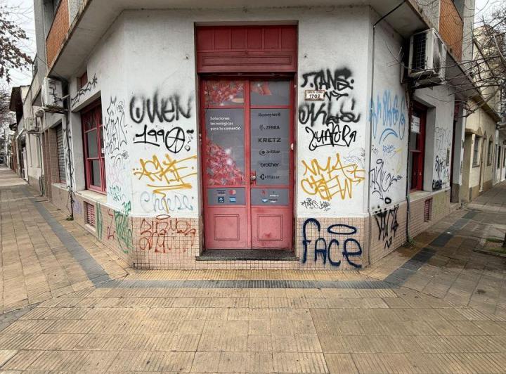 Local comercial · 124m² · 4 Ambientes