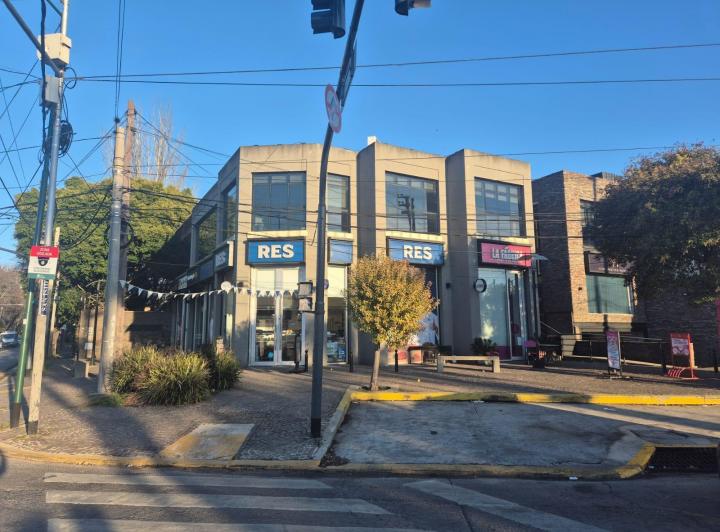 Oficina comercial · 343m² · 7 Cocheras
