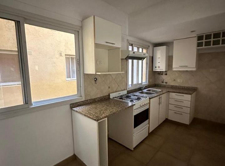 Departamento · 45m² · 2 Ambientes · 1 Cochera