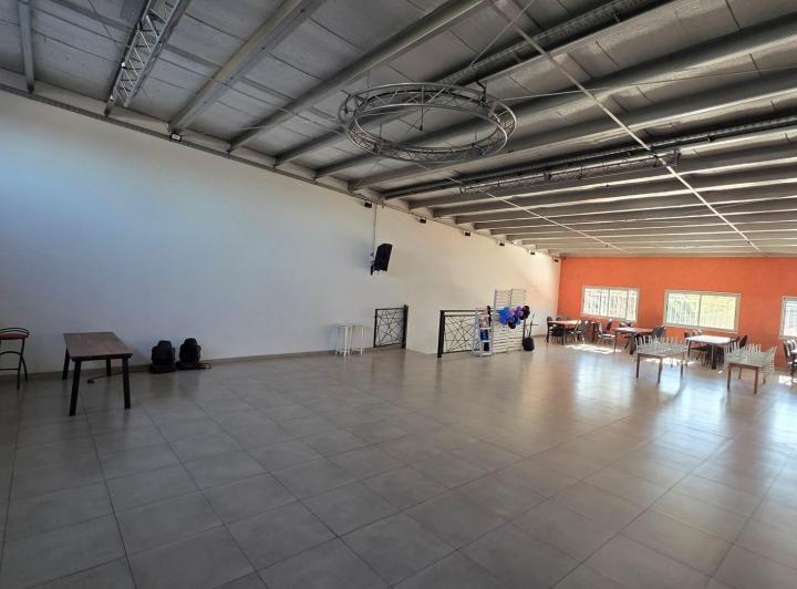 Local comercial · 200m²