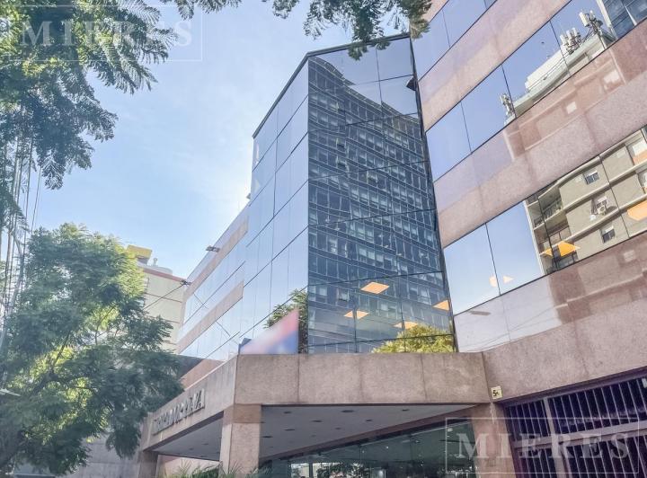 Oficina comercial · 620m² · 6 Cocheras