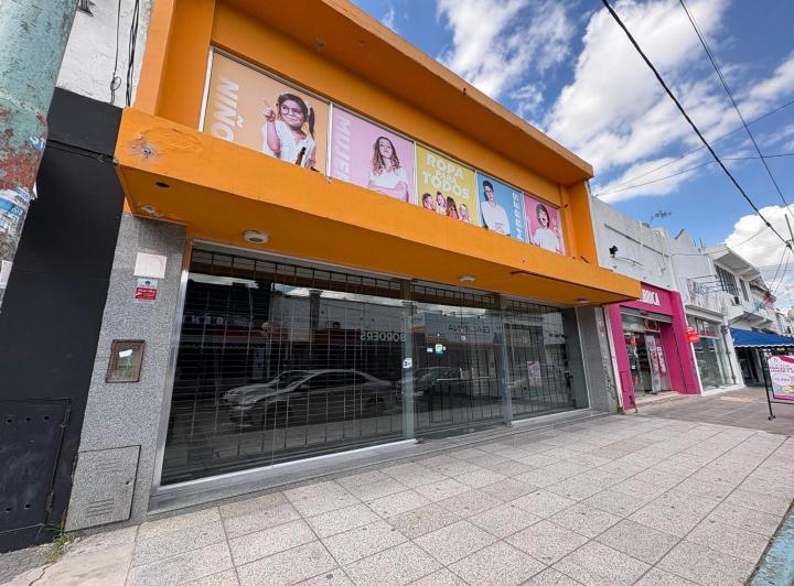 Local comercial · 400m² · 1 Ambiente