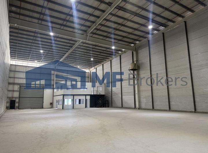 Bodega-Galpón · 880m² · 3 Cocheras