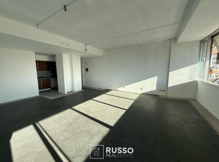 Oficina comercial · 60m² · 1 Ambiente · 1 Cochera