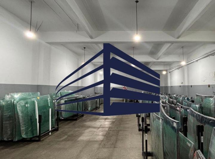 Bodega-Galpón · 650m²
