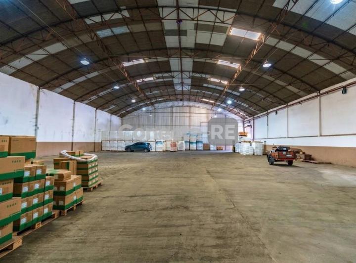 Depósito · 1185m²