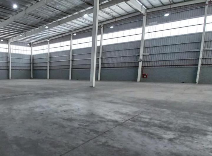 Bodega-Galpón · 2225m²
