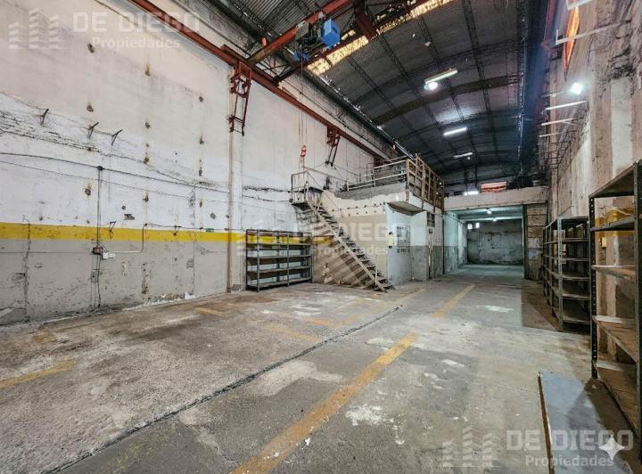 Bodega-Galpón · 440m² · 1 Cochera